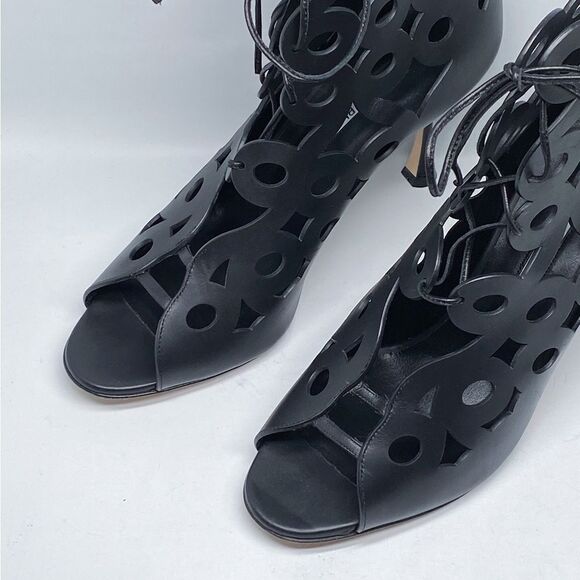 Manolo Blahnik Taralo 90MM Leather Booties size 41 - Picture 5 of 16